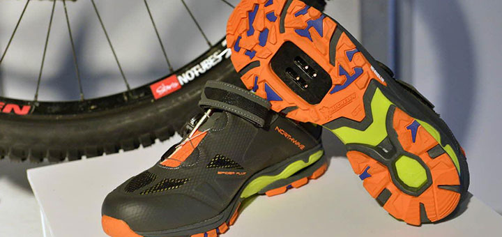 Mountain-bike-shoes-Spider-Plus-2-X-Crossbow'R-fitted-with-high-performance-soles