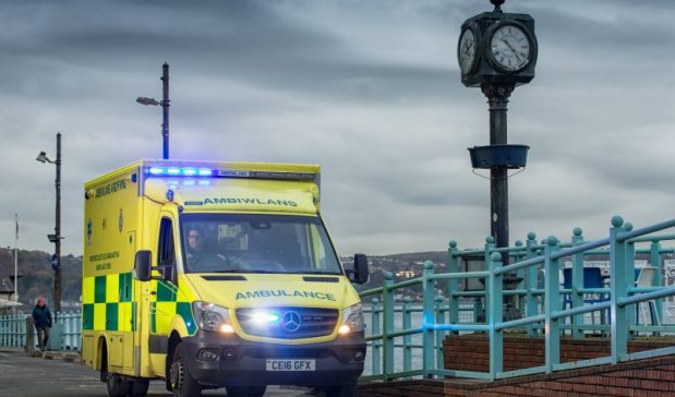 006-Wheely-Safe-Light-Welsh-Ambulance-Service-800x547-619x364